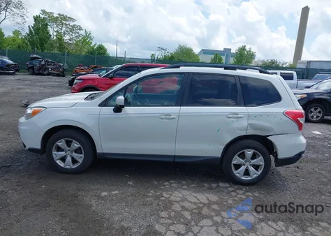 2016 Subaru Forester 2.5I Premium из США, поврежденный, VIN JF2SJADC1GH542642